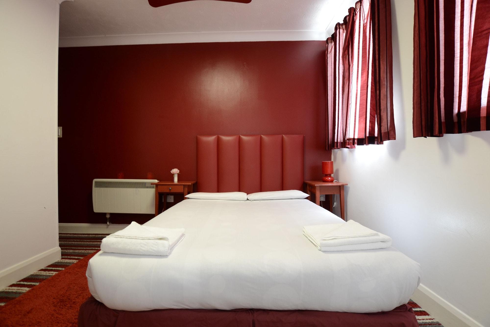 Park Hotel Ілфорд Екстер'єр фото