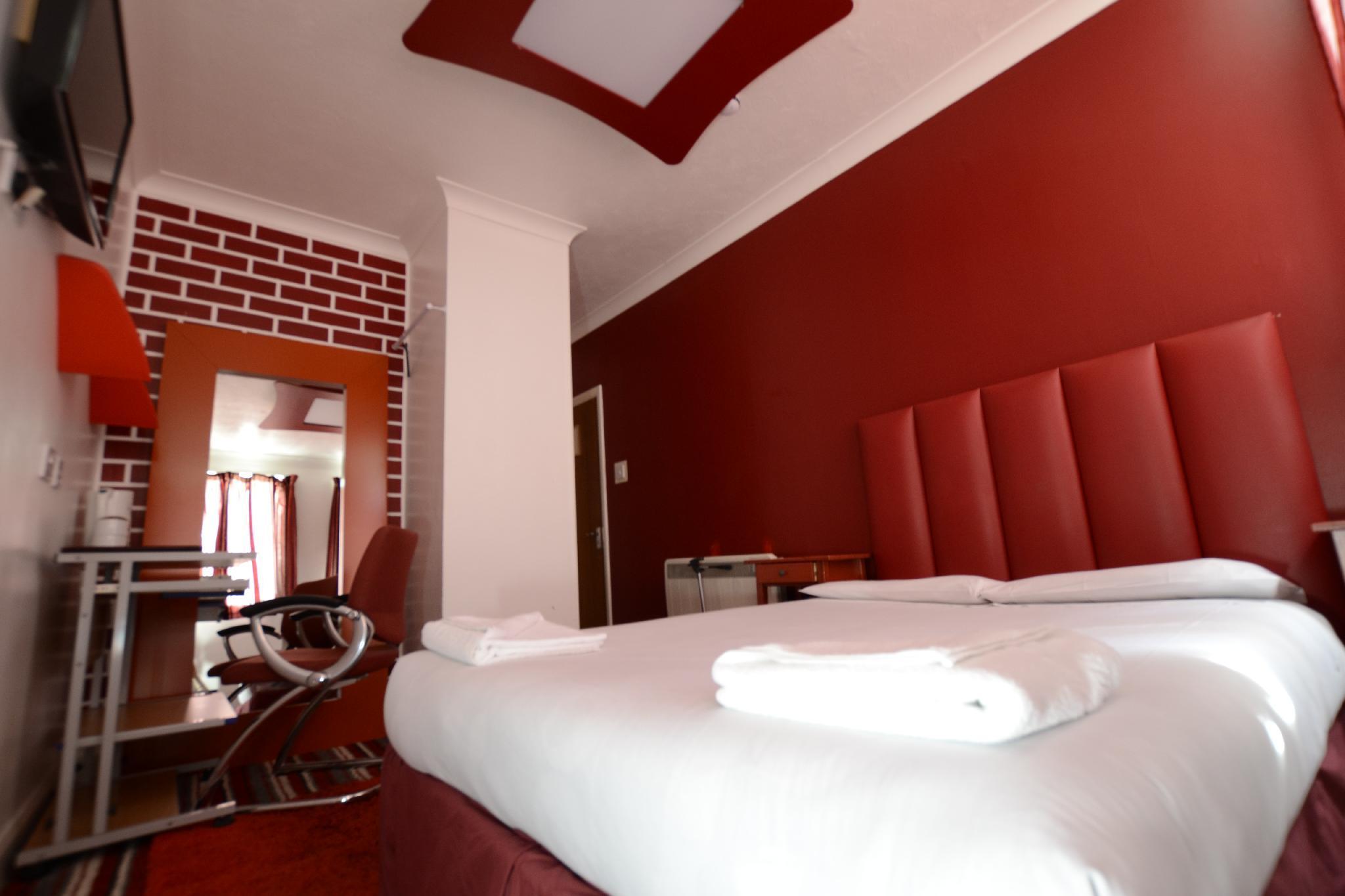 Park Hotel Ілфорд Екстер'єр фото